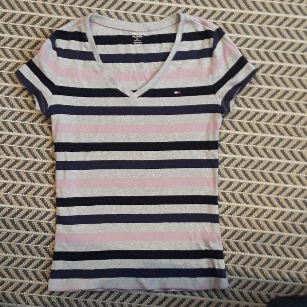 Tommy v neck t-shirt